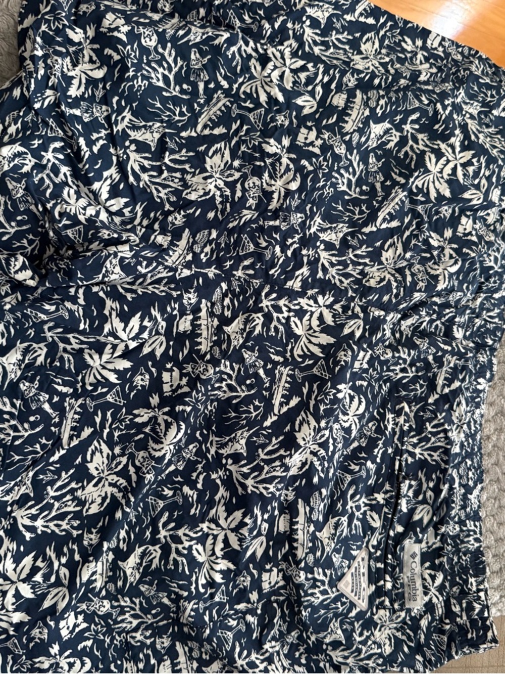 Columbia Navy and White Tropical Print Fishing Shorts